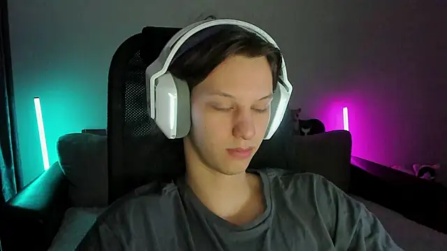 Ostin meow online show from 02.08.26