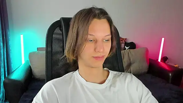 Ostin meow online show from 04.13.26