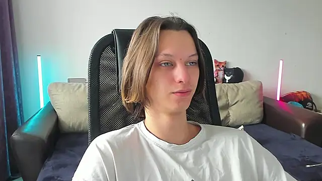 Ostin meow online show from 05.17.26