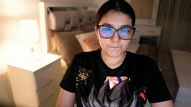 Camilaa bueno online show from 10.26.25