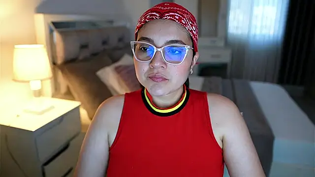 Camilaa bueno online show from 12.13.25