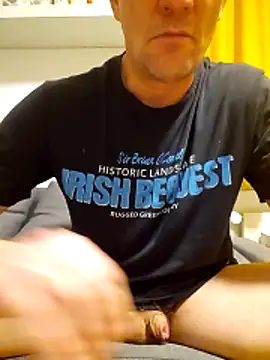 Bombelek1234 online show from 02.17.26