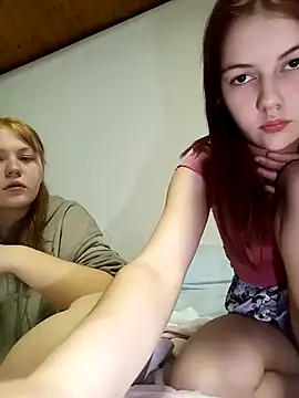 Snapshot of ella_grays chatting on 02.12.25 ella grays online show from 02.12.25