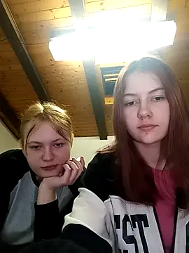 Snapshot of ella_grays chatting on 02.23.25 ella grays online show from 02.23.25