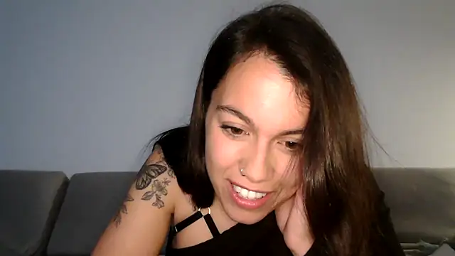 Snapshot of AmaraBella69 chatting on 12.11.24 AmaraBella69 online show from 12.11.24