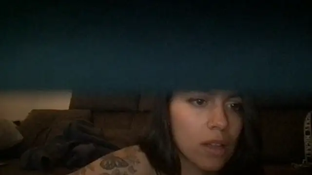 Snapshot of AmaraBella69 chatting on 12.21.24 AmaraBella69 online show from 12.21.24