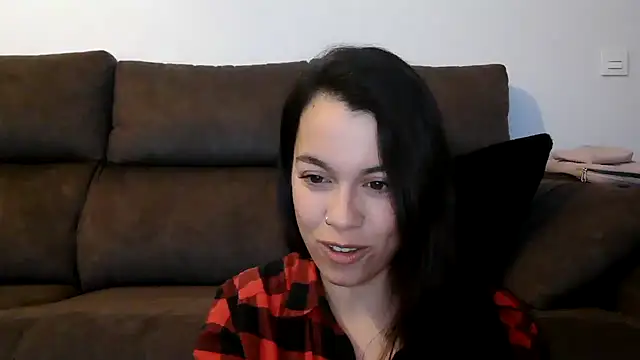 Snapshot of AmaraBella69 chatting on 12.26.24 AmaraBella69 online show from 12.26.24
