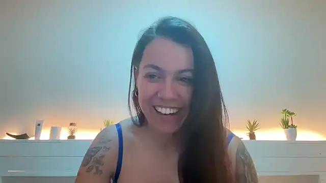Snapshot of AmaraBella69 chatting on 02.06.25 AmaraBella69 online show from 02.06.25
