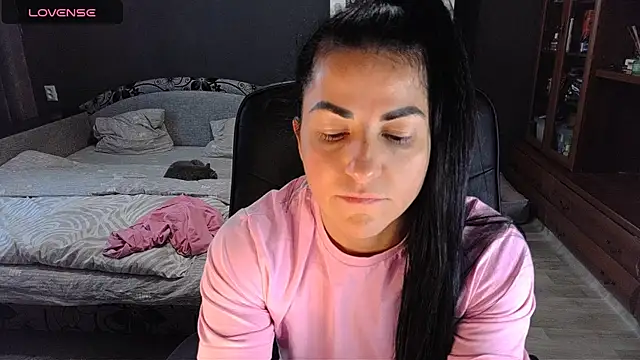 Aria Dl online show from 11.22.25