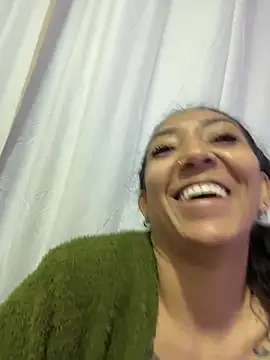 Snapshot of milavalois chatting on 08.01.26 milavalois online show from 08.01.26
