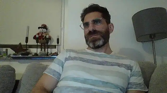Snapshot of alcatraz009 chatting on 12.23.24 alcatraz009 online show from 12.23.24