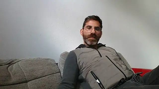 Snapshot of alcatraz009 chatting on 09.28.25 alcatraz009 online show from 09.28.25