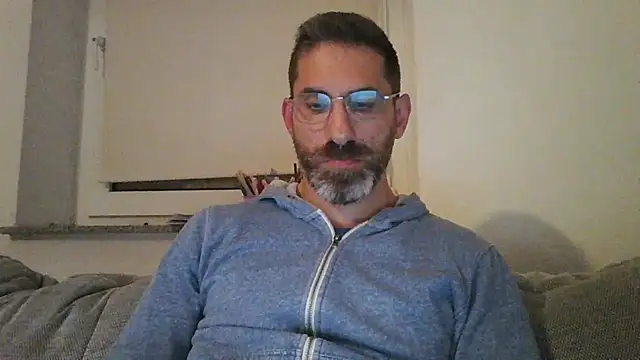 Snapshot of alcatraz009 chatting on 10.18.25 alcatraz009 online show from 10.18.25