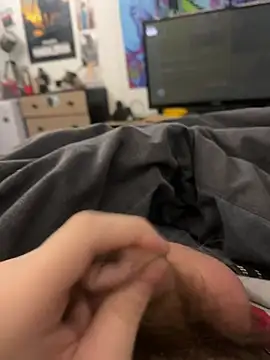 Snapshot of stev3w chatting on 12.28.24 stev3w online show from 12.28.24