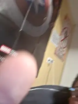 Snapshot of stev3w chatting on 09.11.25 stev3w online show from 09.11.25