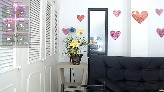 lulu 25  online show from 12.14.24