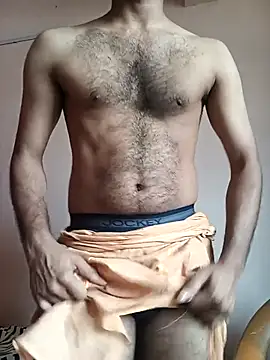 Snapshot of Vignesh3246 chatting on 11.14.25 Vignesh3246 online show from 11.14.25