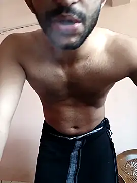 Snapshot of Vignesh3246 chatting on 12.14.25 Vignesh3246 online show from 12.14.25