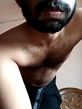 Snapshot of Vignesh3246 chatting on 01.13.26 Vignesh3246 online show from 01.13.26