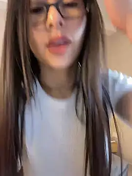 EymiCuper online show from 02.24.25