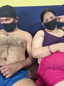 Snapshot of vinky05 chatting on 09.13.25 vinky05 online show from 09.13.25