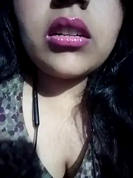 Snapshot of Love-Veronica chatting on 02.07.26 Love-Veronica online show from 02.07.26