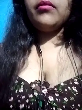 Snapshot of Love-Veronica chatting on 02.18.26 Love-Veronica online show from 02.18.26