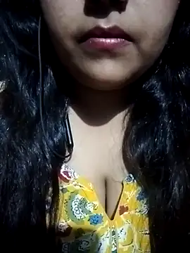 Snapshot of Love-Veronica chatting on 03.02.26 Love-Veronica online show from 03.02.26