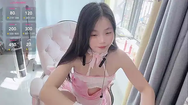 Lena-yyds online show from 11.16.25