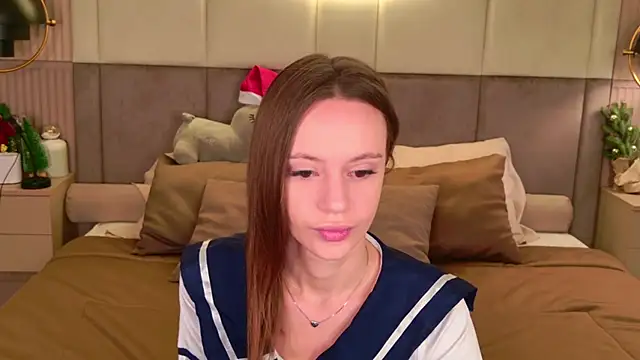 Snapshot of RebeccaMartons chatting on 01.07.25 RebeccaMartons online show from 01.07.25