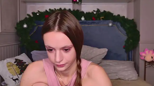 Snapshot of RebeccaMartons chatting on 01.14.25 RebeccaMartons online show from 01.14.25