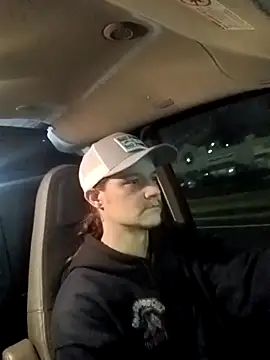 Snapshot of ChuckyyDee chatting on 12.30.24 ChuckyyDee online show from 12.30.24