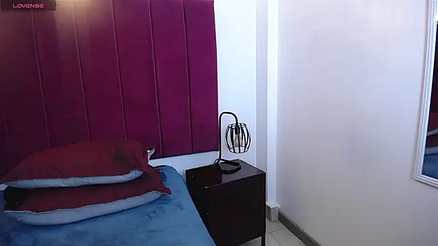 Kylee28 online show from 12.30.24