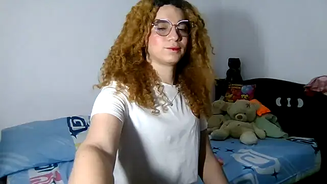 Snapshot of CELESSTESeductora chatting on 06.28.26 CELESSTESeductora online show from 06.28.26