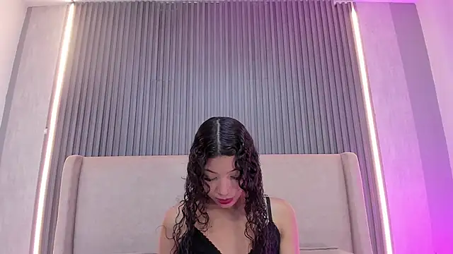 Snapshot of ChantalHans chatting on 05.10.26 ChantalHans online show from 05.10.26
