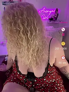 Snapshot of CurvyAnonymousGirl89 chatting on 05.19.26 CurvyAnonymousGirl89 online show from 05.19.26