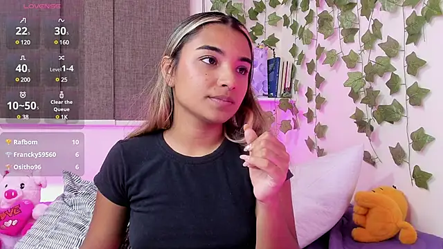 Snapshot of Annebull_ chatting on 01.21.25 Annebull online show from 01.21.25