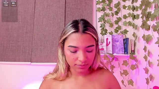 Snapshot of Annebull_ chatting on 02.02.25 Annebull online show from 02.02.25