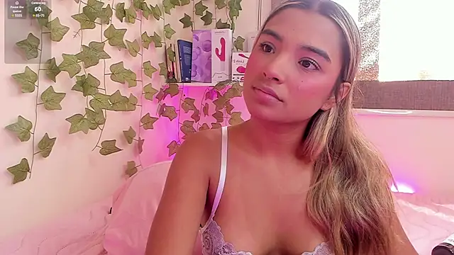 Snapshot of Annebull_ chatting on 02.09.25 Annebull online show from 02.09.25