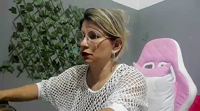 sexy bigboooty online show from 12.08.24