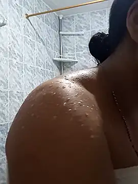 Naomy veracruz  online show from 11.24.25