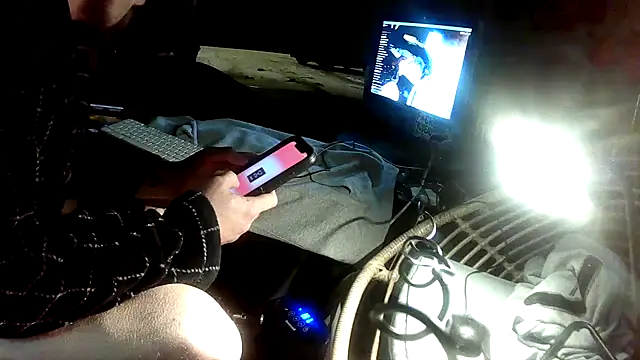 Snapshot of Fuckboy4public chatting on 12.15.24 Fuckboy4public online show from 12.15.24