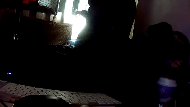 Snapshot of Fuckboy4public chatting on 12.16.24 Fuckboy4public online show from 12.16.24