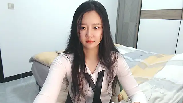 zoe-keke online show from 12.12.24