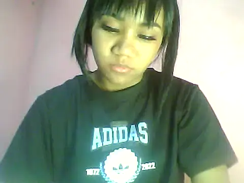 Snapshot of Fariana01 chatting on 12.08.24 Fariana01 online show from 12.08.24