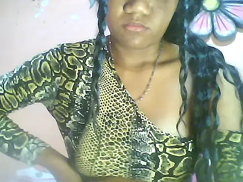 Snapshot of Fariana01 chatting on 01.18.25 Fariana01 online show from 01.18.25