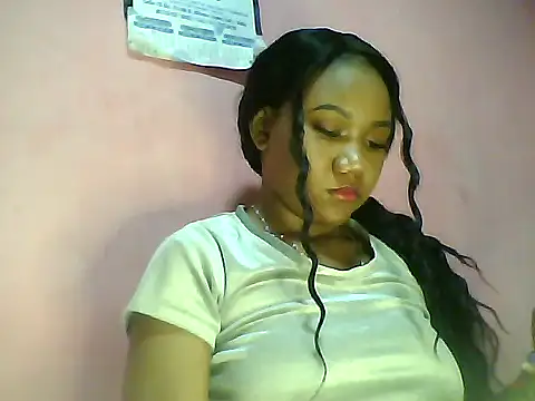 Snapshot of Fariana01 chatting on 01.30.25 Fariana01 online show from 01.30.25