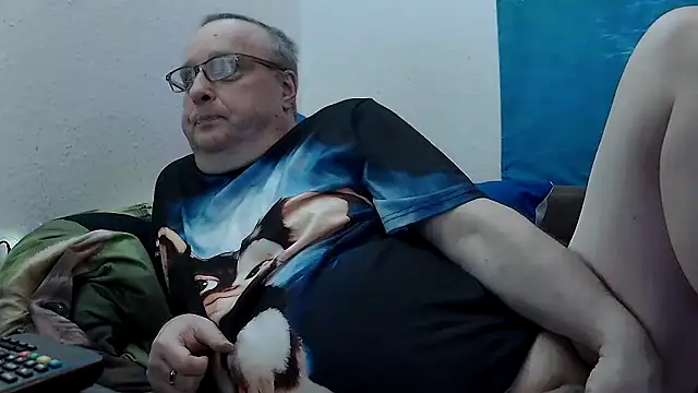 Snapshot of Manfred1012 chatting on 02.06.25 Manfred1012 online show from 02.06.25