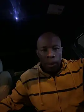 Snapshot of Bignc chatting on 09.30.25 Bignc online show from 09.30.25