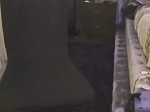 Snapshot of Bignc chatting on 11.04.25 Bignc online show from 11.04.25